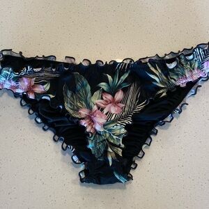 Last chance! NWOT Shade & Shore Floral Bikini Bottoms
